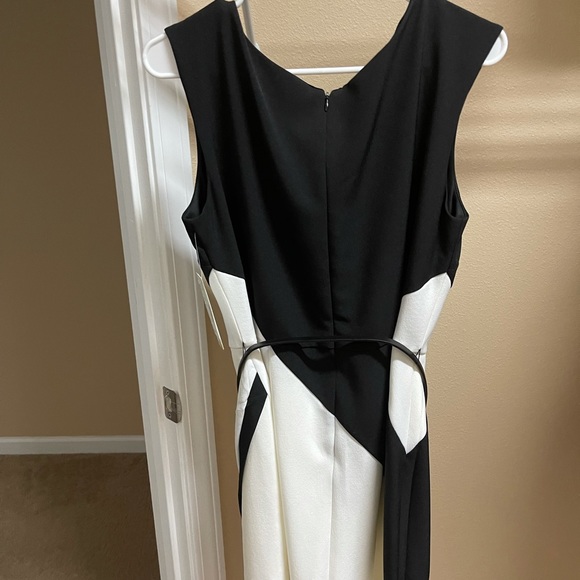 Now drees - Picture 2 of 2